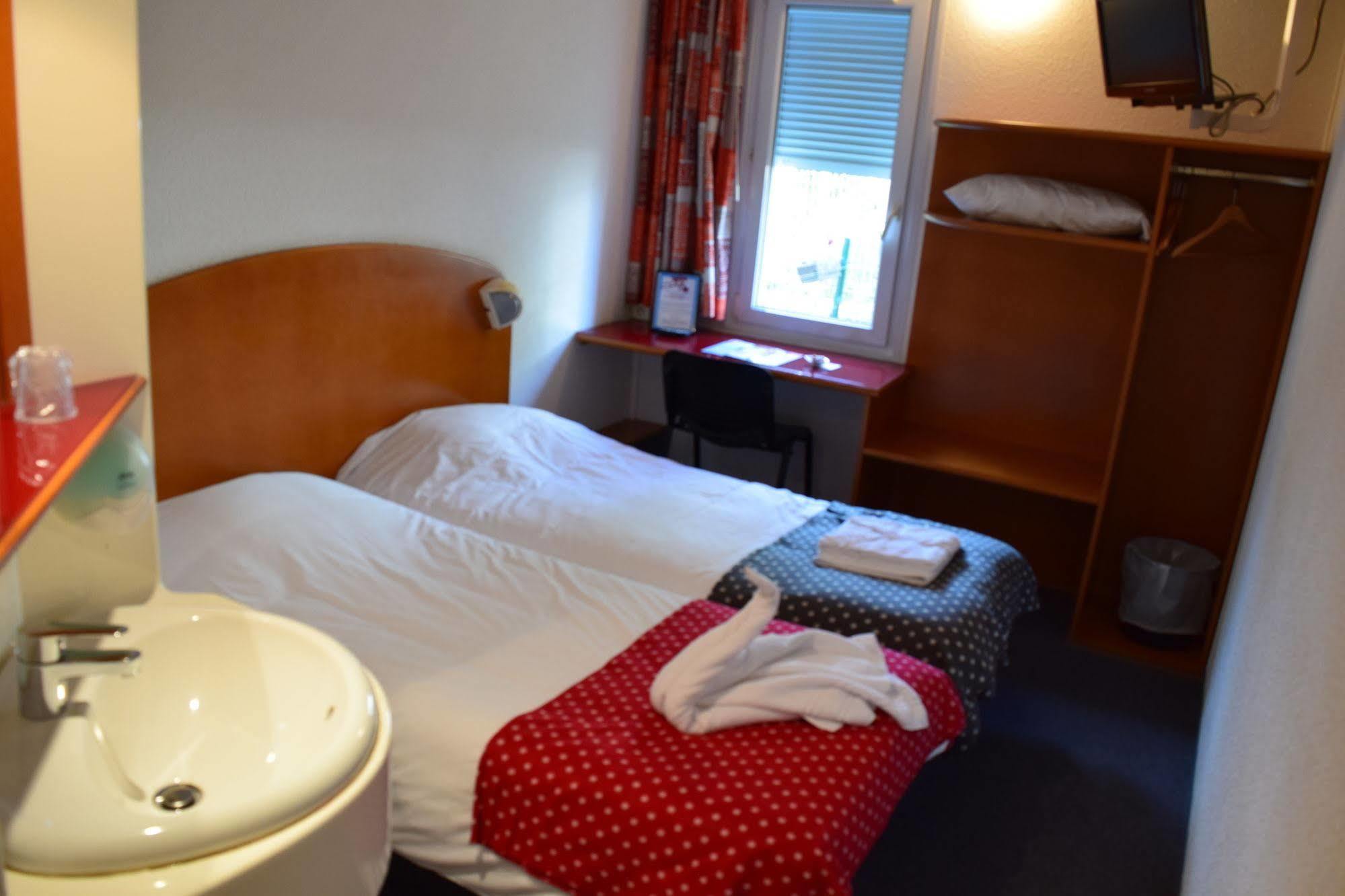 Quick Palace Saint Brieuc Tregueux Luaran gambar